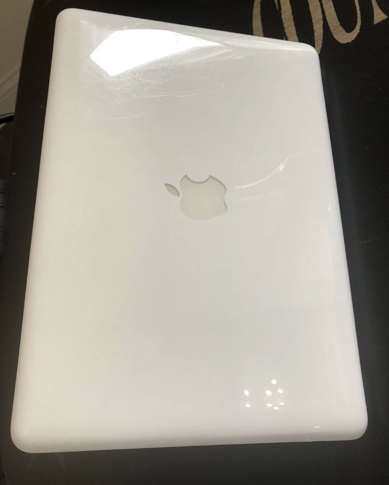 Apple MacBook White 13" 500GB