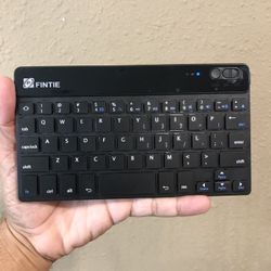 Bluetooth Keyboard 