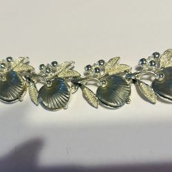 Vintage  Silver tone  Bracelet With Grapes And Flowers Ha