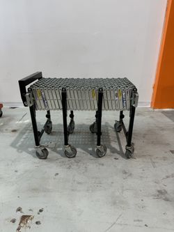 ULINE (H-1395) Best® Gravity Conveyor - 18" x 12':