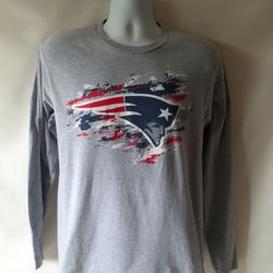 New England Patriots men's gray long-sleeve t-shirt size M 