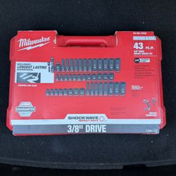 Milwaukee 3/8 Metric & SAE Impact Socket Set