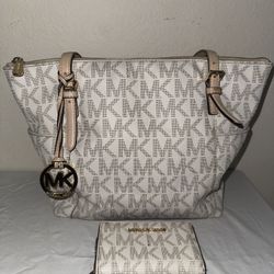 Michael Kors Bag With Wallet