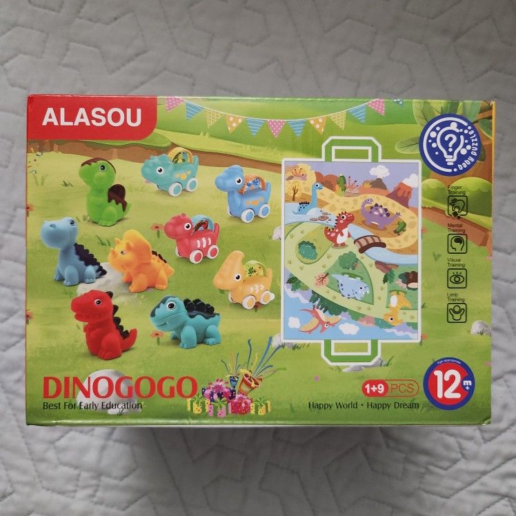 Dinosaur Toy Set