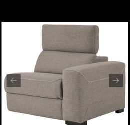 Signature Design by Ashley Mabton Right Arm Facing Zero Wall Power Recliner Chair