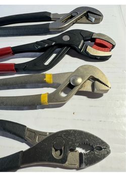 4 pcs different types pliers
