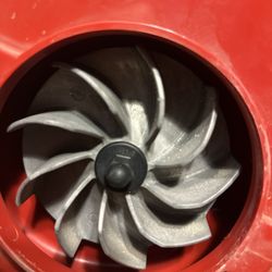 Leaf Blower/Vac Combination.