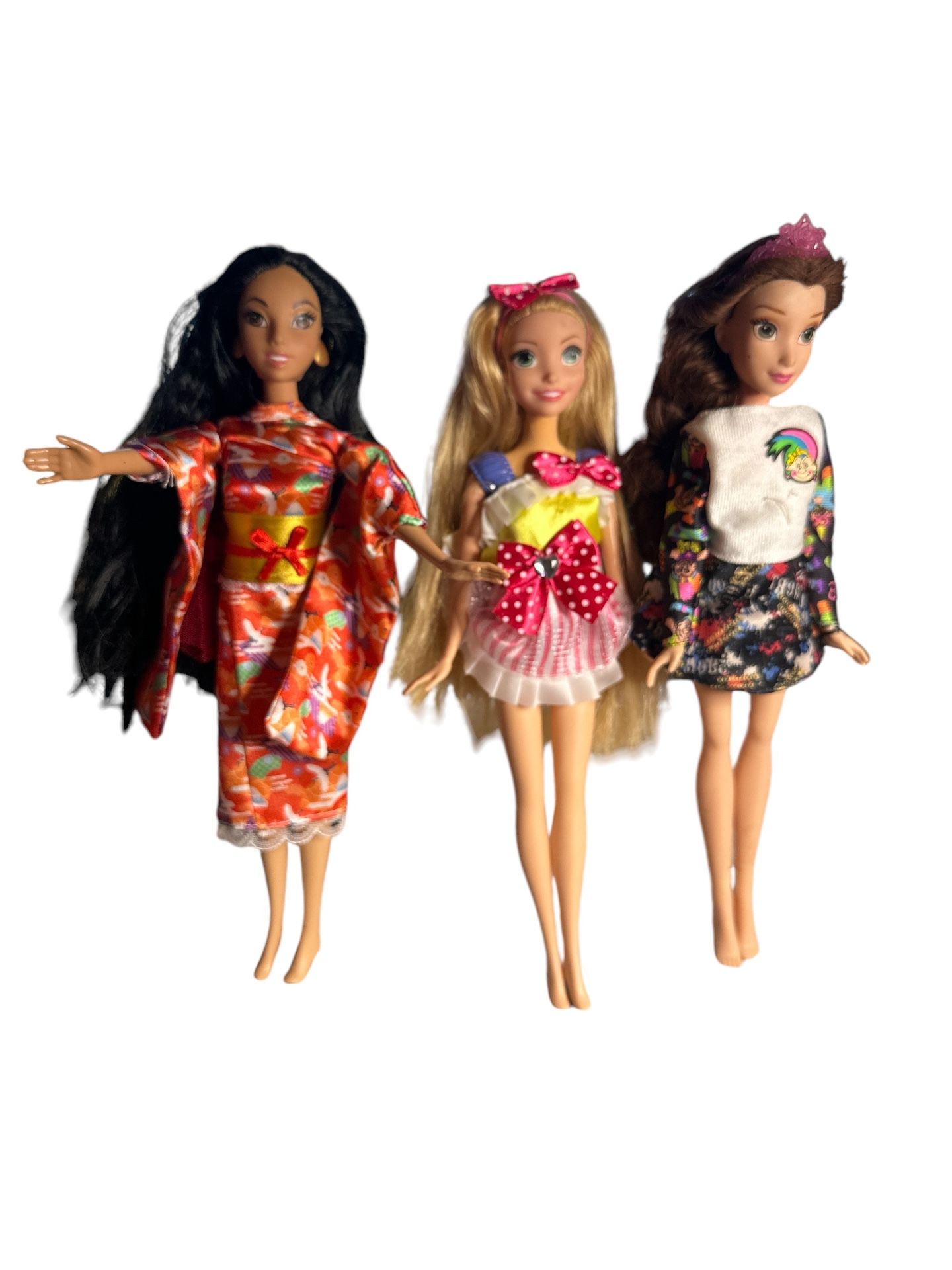 Barbie 3 Mattel Disney Barbie no original box clothes. T-33