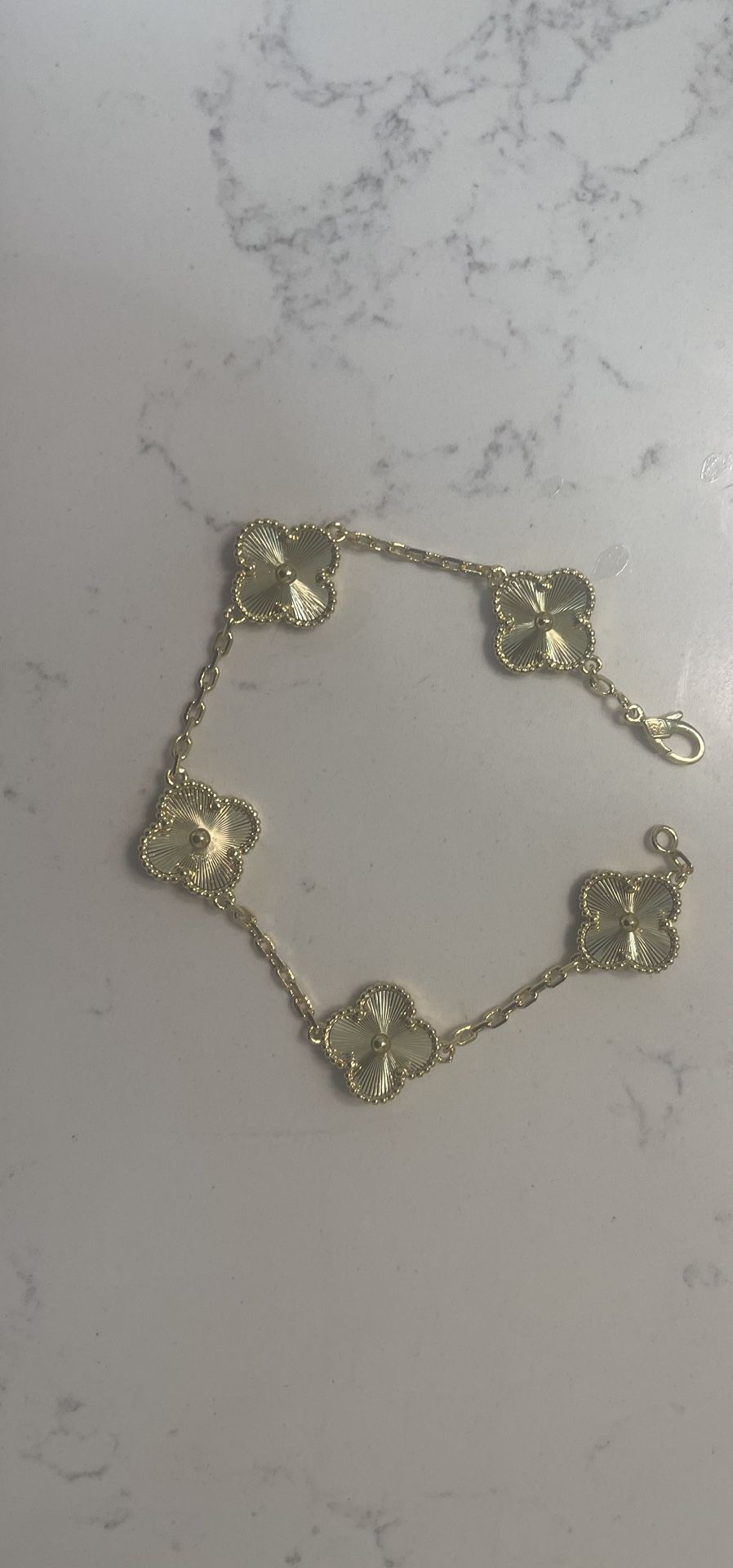 Van Cleef & Arpels Women Bracelet 