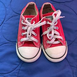 Kids Size 10  Converse