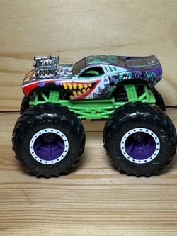 HOT WHEELS MONSTER TRUCKS DC COMICS JOKER VILLIAN DEMOLITION BONE SHAKER G3