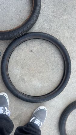 Schwinn stingray tires 20”