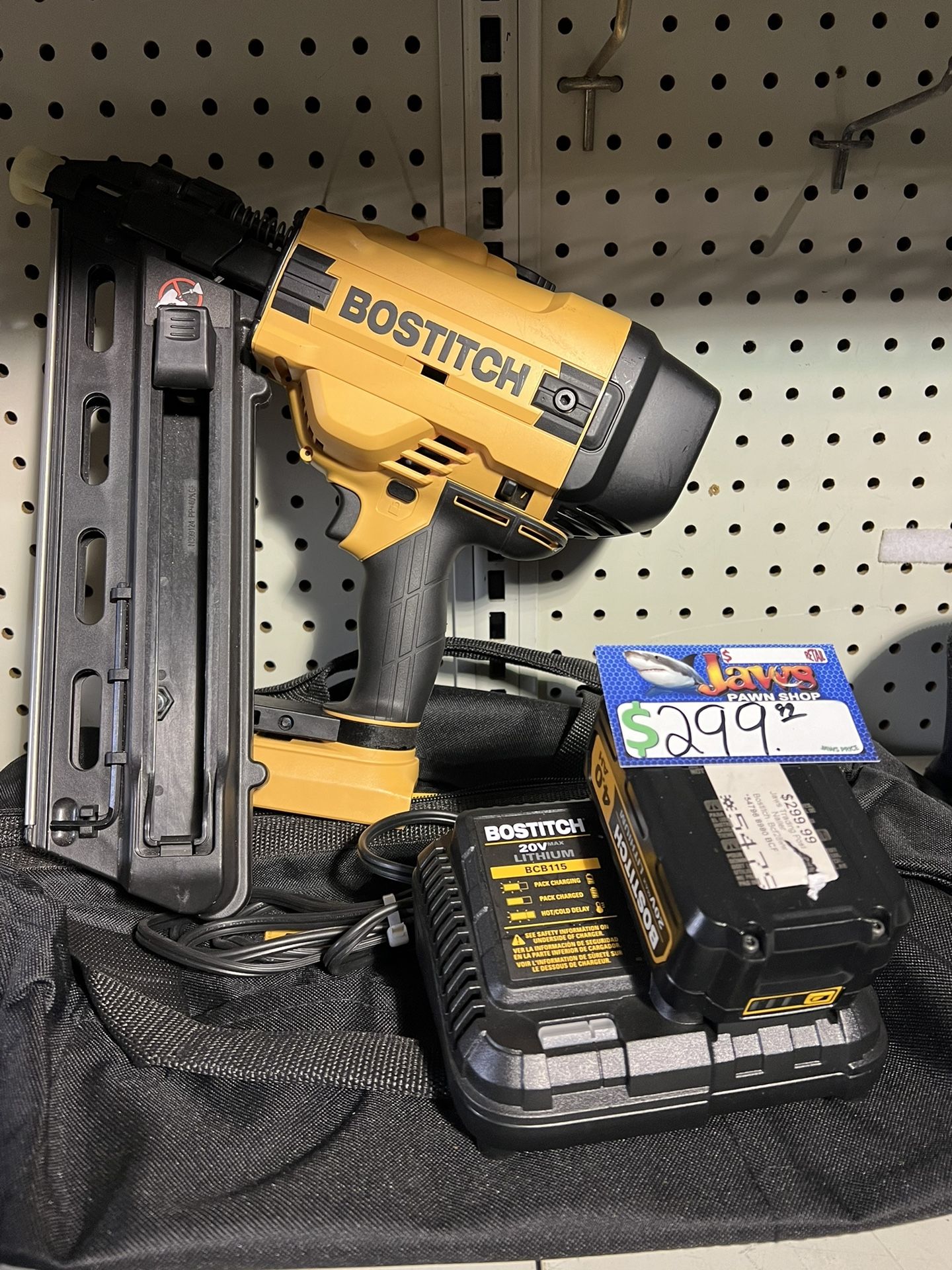 Bostich battery powered nailer with battery charger and bag pick up only