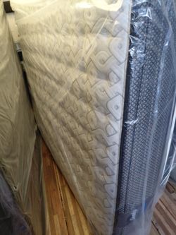Brand New Queen Sealy Mattress Included Box Spring
