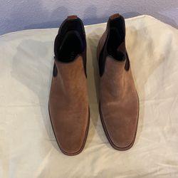 Men’s Beige Suede Alfani Boots, Size 9 