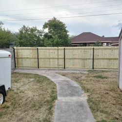 Fence Treated Or Cedar 
