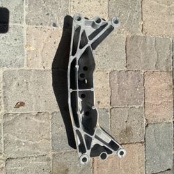 2015-2015 Camaro SS Manual Transmission Crossmember