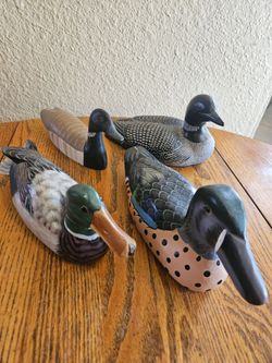 Set of 4 Hand-Painted Decorative Duck Decoys