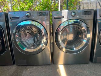 LG WASHER AND GAS DRYER / STACKABLE / FREE DELIVER