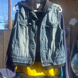 Forever 21 Woman Jacket Size Large 