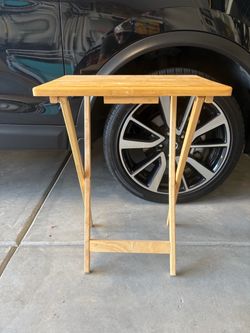 Folding table Folding table