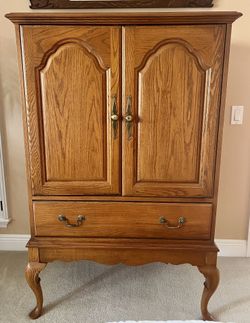 Oak TV Console Cabinet 