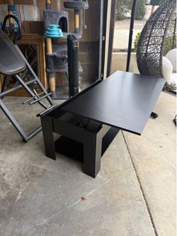 Black Lift-Top Coffee Table with Hidden Storage