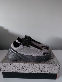 Adidas Yewzy boost 700 MNVN Geode