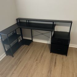 Reversible L-Shape Desk with Drawers & LED Lights