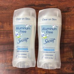 Secret ALUMINUM FREE ph Balanced Formula 48Hr Odor Protection Clear Solid Deodorant: Notes Of Clear Waterlily 2.4 oz (2 For $10)