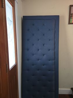 Free Blue tuft headboard. King size.