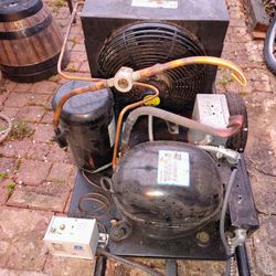 Commercial Cooled Condancer  