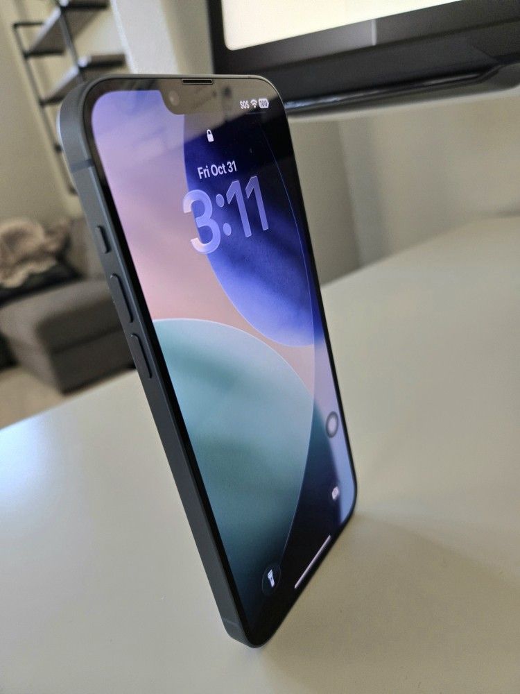 Apple IPhone 14 Plus 128GB Brand New ! Phone Only Factory Unlocked