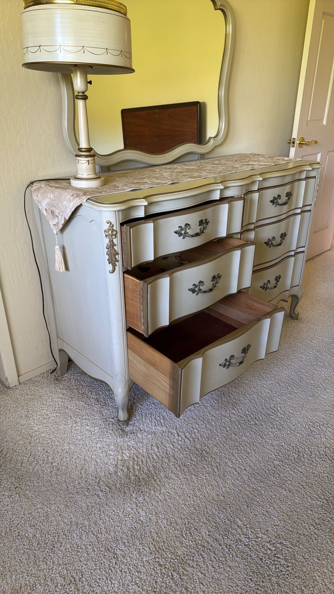 6 Drawer Chest Dresser With Mirror