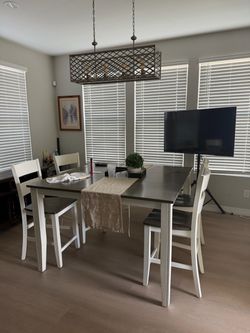 Counter Height Dining Table with 4 Chairs