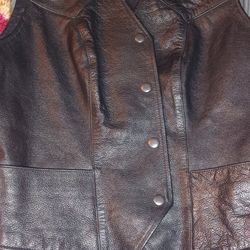 Women's Size Small Black Leather Vest 