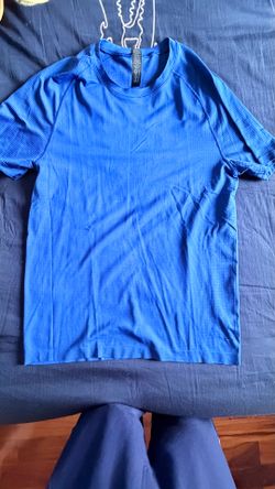 Lululemon Drysense Performance Shirt