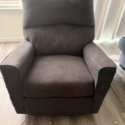 Ashley’s recliner chairs