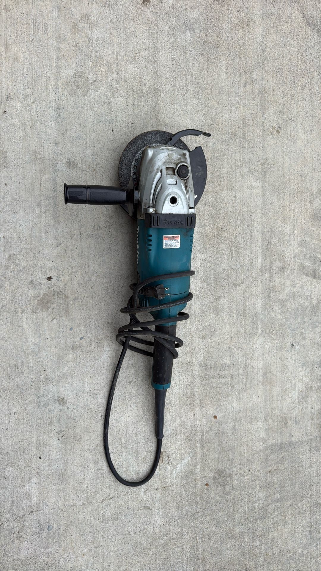 7” Angle Makita Grinder