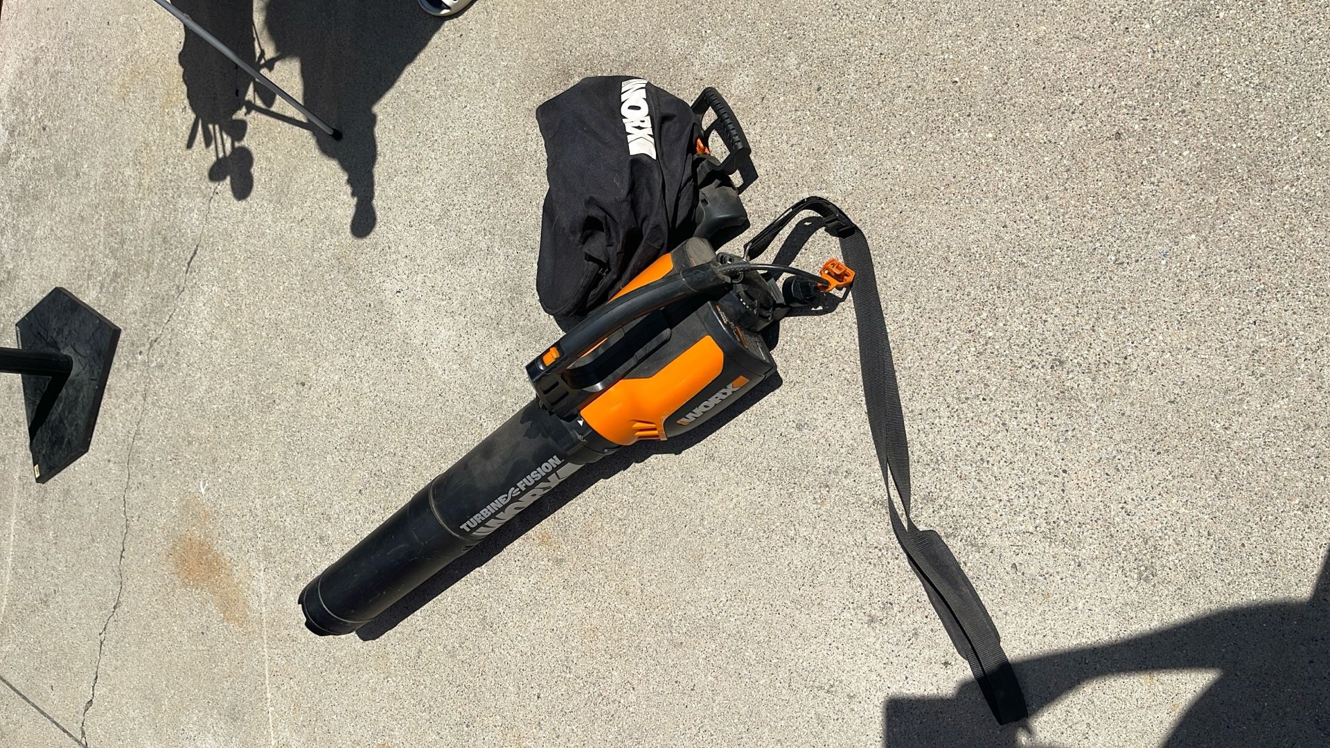 Turbine Fusion WORX Leaf blower