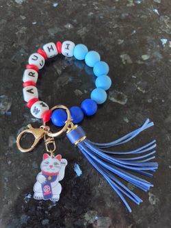 Unisex New Silicone Beads Wristlet Keychain with Maneki Neko Lucky Cat & Tassel