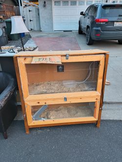 Free custom built reptile tank