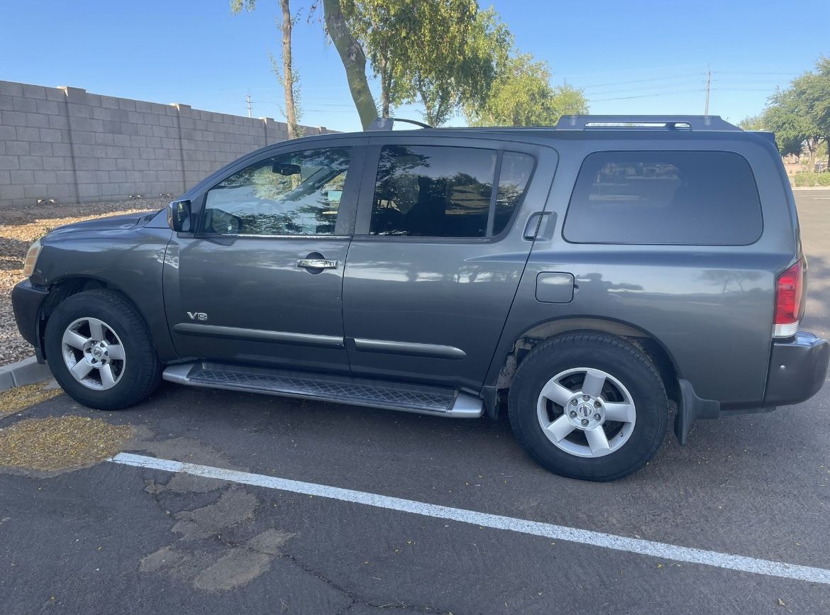 2005 Nissan Armada