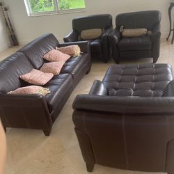 4 Pieces Chateau d'Ax Real Leather Sofa Couches. 