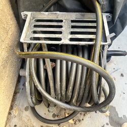 Garden Hose Reel: 125 ft (5/8 in I.D.), 5 1/2 in Reel Dia, Bronze, 150 psi Max Op Pressure, Wall.