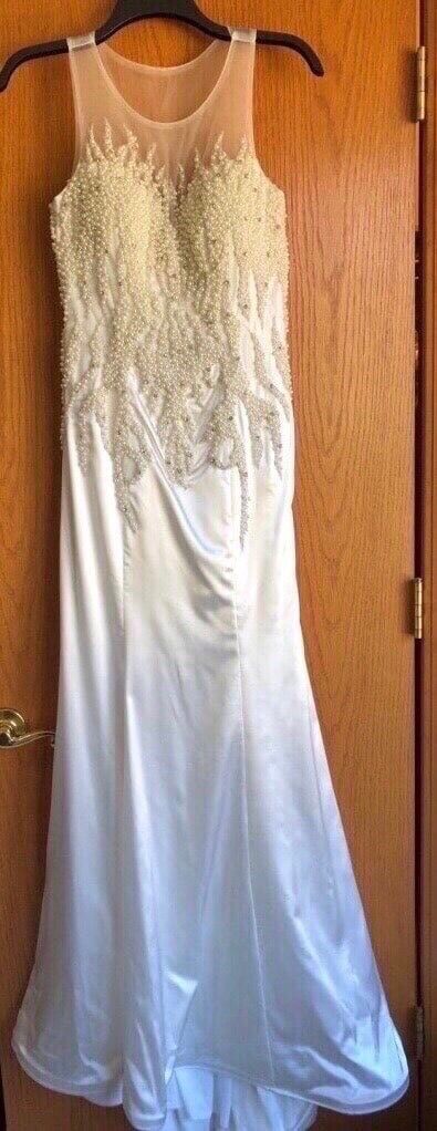 Long Evening Gown Dress (white)