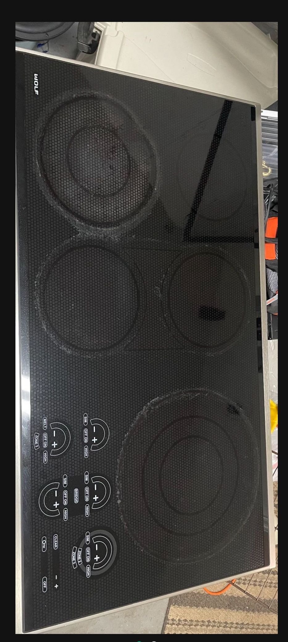 Wolf 36” Electric Cooktop