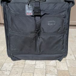 Tumi 2233D3 Black Alpha Wheeled Luggage