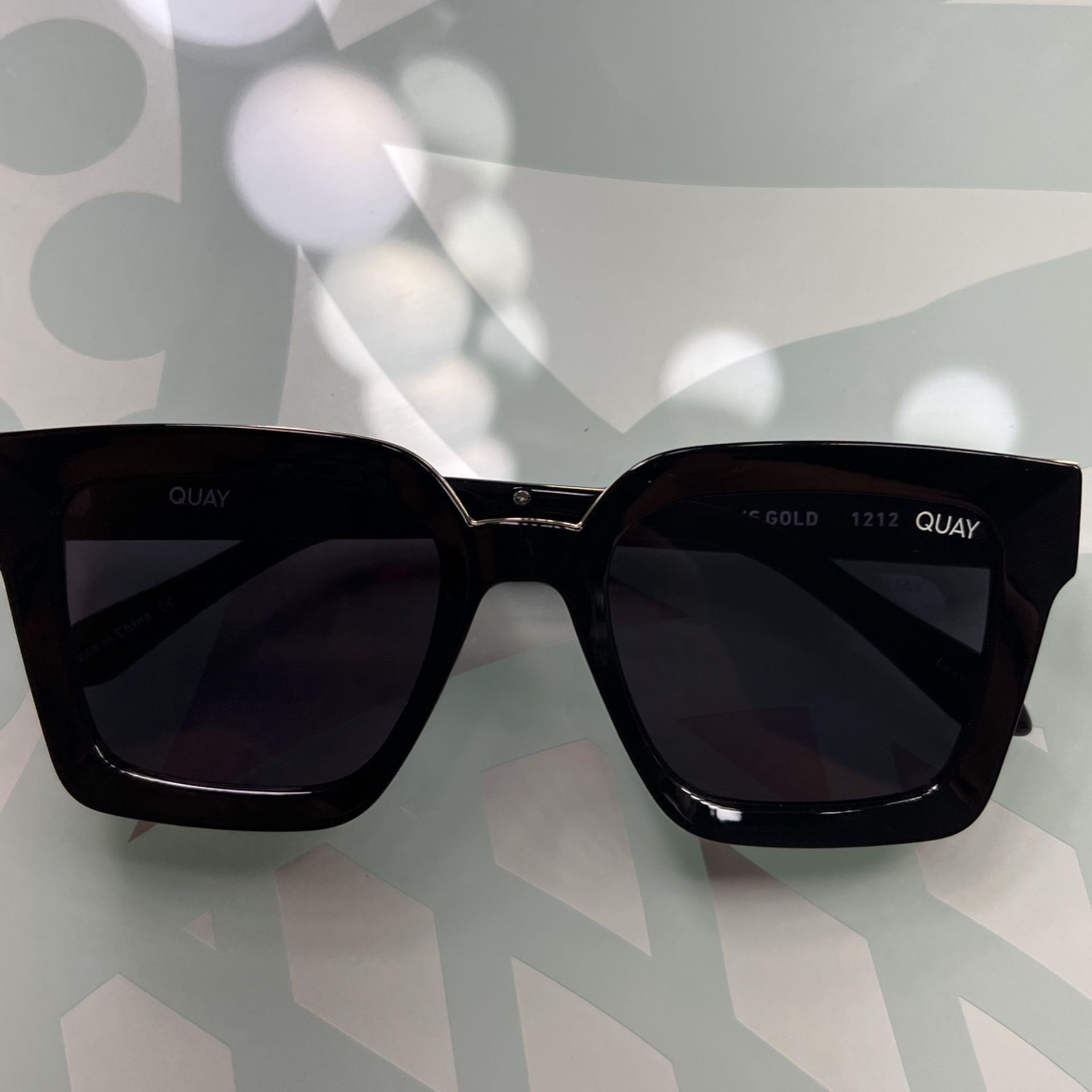 Quay White, Fool’s Gold Sunglasses with Gold Detail QUAY AUSTRALIA FOOL main image 4