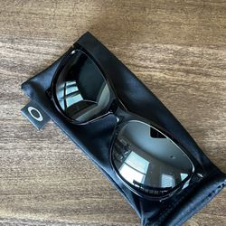 New Oakley Drop In Black Sunglasses (Women’s ) 